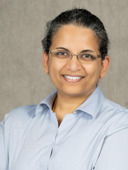 pic of gayathri subramanian