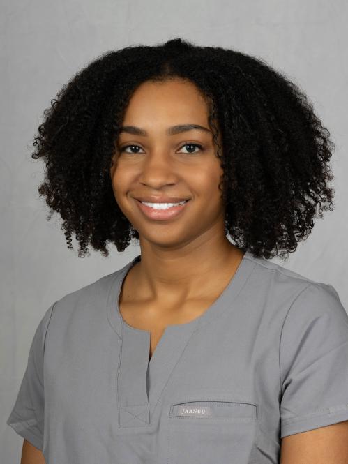 pic of nadirah payne